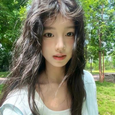 黎明时分的年轻人们